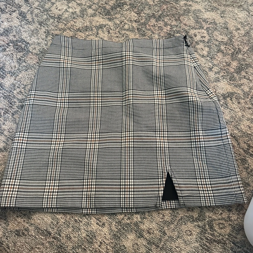 abercrombie kids Black & White Plaid Mini Skirt with Front Slit